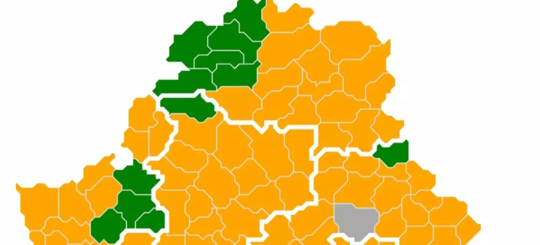 Уважаемые жители и гости Крупского района лесная охрана Крупского лесхоза напоминает Вам, что на территории Крупского района в настоящее время введен III класс пожарной опасности.В ближайшие дни прогнозируется жаркая погода. Просим граждан не разжигать костров в лесном фонде, не бросать непотушенные сигареты.В течение дня в связи с установившейся жаркой погодой ситуация может меняться. Получить данные о принятых мерах ограничительного характера можно набрав в поисковике –«карта запретов и ограничений на посещение лесов в районах Республики Беларусь